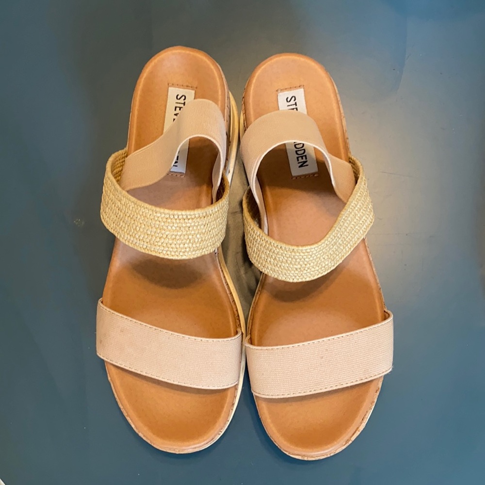 Steve Madden Platform Gore-Soled Sandals